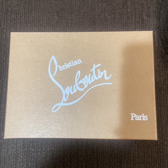 Christian Louboutin EU size: 10 fits US size: 8 - Picture 9 of 10